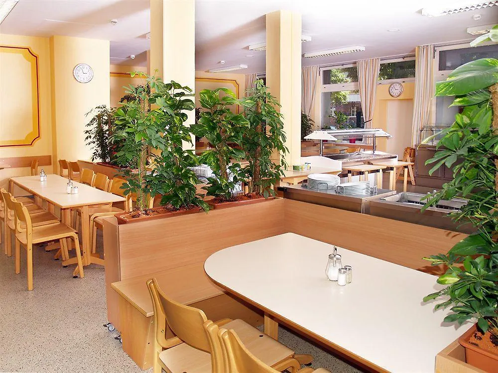 Jgh Berlin - Hostel Отель
